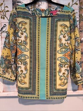 Sunny Leigh Yellow and Aqua Paisley Border Top
